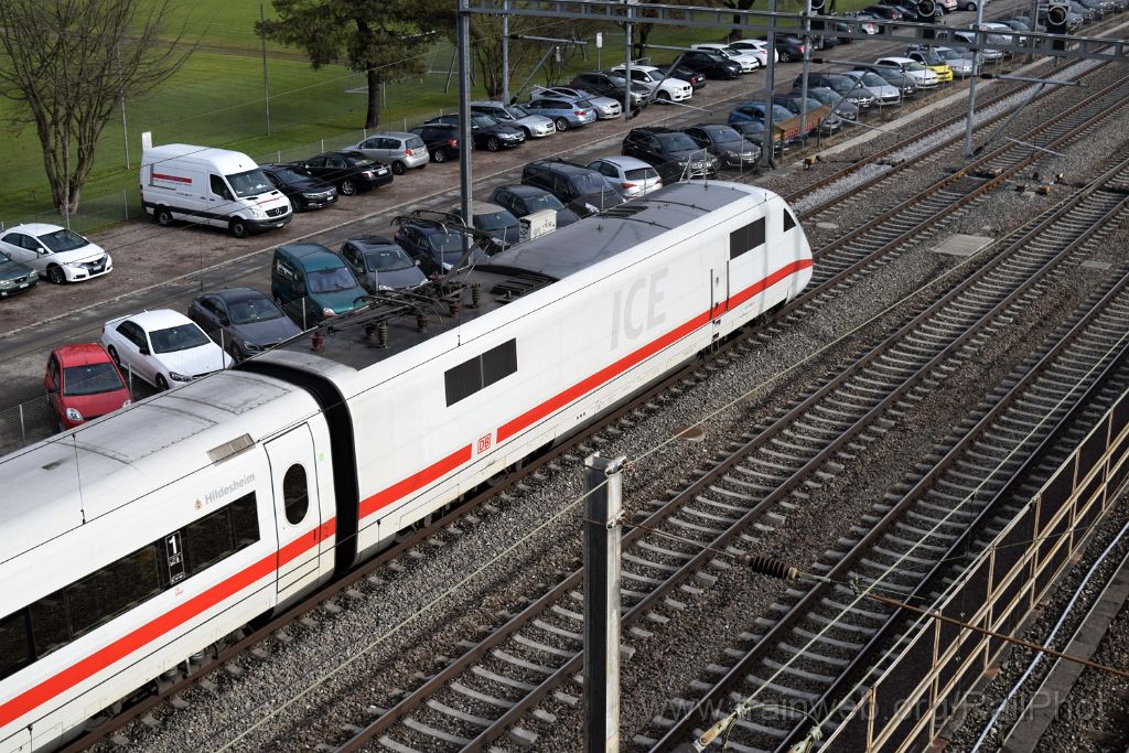 4353-0048-020217.jpg - DBAG ICE 401.588-9 "Hildesheim" / Zürich-Mülligen (Hermetschloobrücke) 2.2.2017