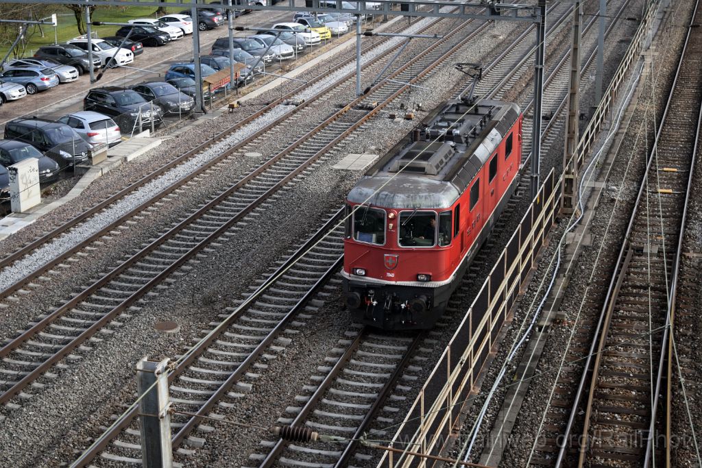 4354-0021-020217.jpg - SBB-CFF Re 4/4" 11140 / Zürich-Mülligen (Hermetschloobrücke) 2.2.2017