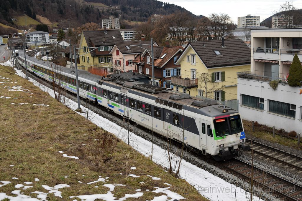 4356-0005-030217.jpg - SOB RBDe 561.081-1 / Wattwil 3.2.2017