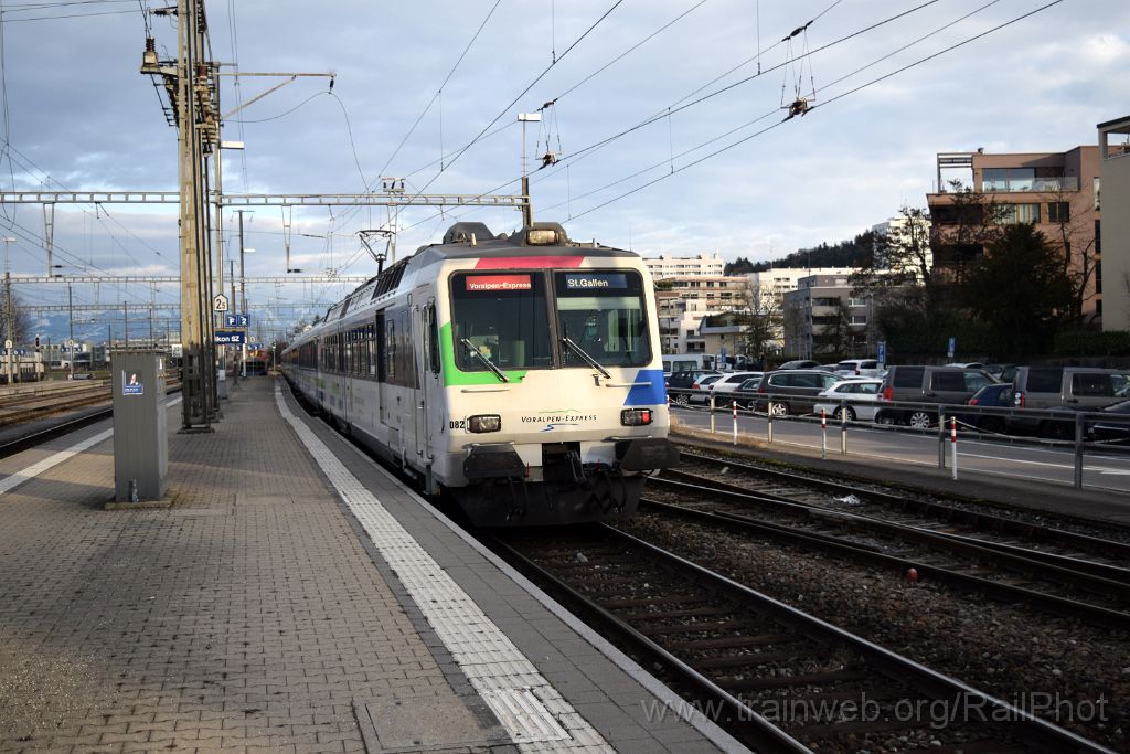 4363-0011-220217.jpg - SOB RBDe 561.082-9 / Pfäffikon SZ 22.2.2017