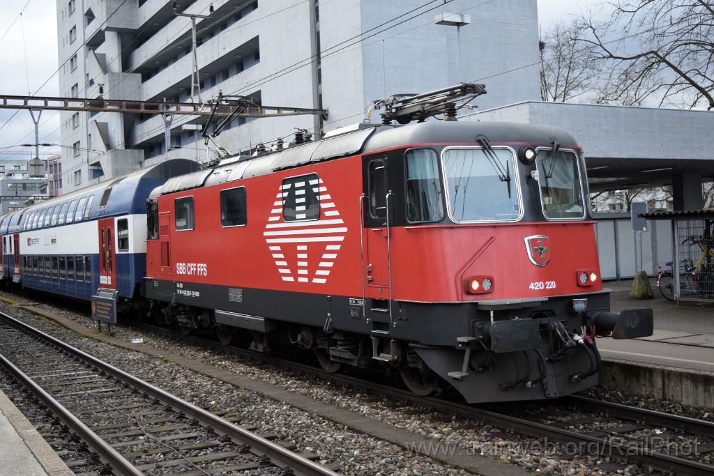 4381-0025-010317.jpg - SBB-CFF Re 420.220-6 / Zürich-Altstetten 1.3.2017