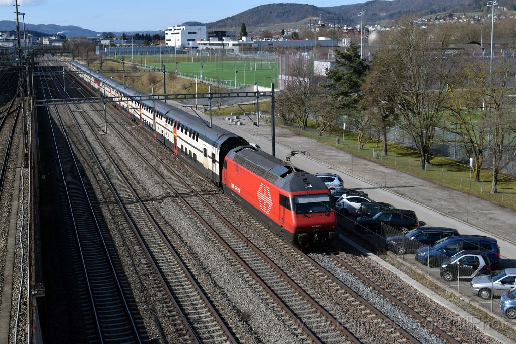 4385-0015-020317.jpg - SBB-CFF Re 460.050-8 "Züspa" / Zürich-Mülligen (Hermetschloobrücke) 2.3.2017