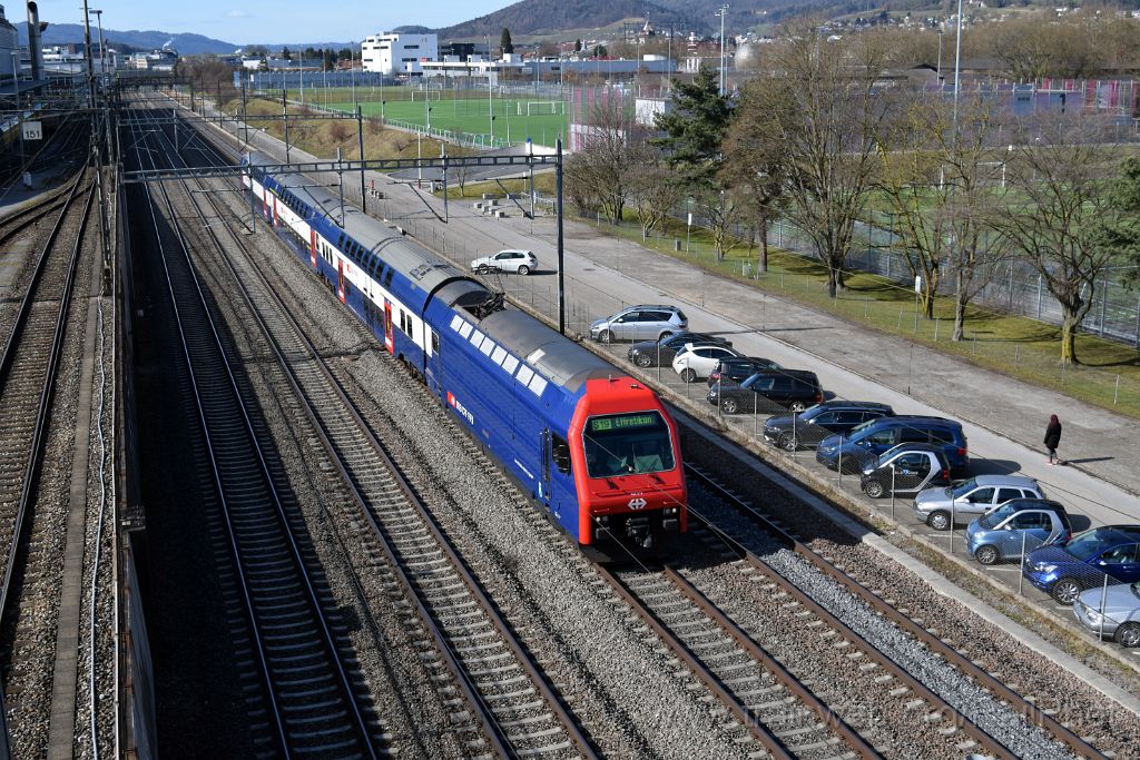 4385-0023-020317.jpg - SBB-CFF Re 450.011-2 "Oberrieden" / Zürich-Mülligen (Hermetschloobrücke) 2.3.2017