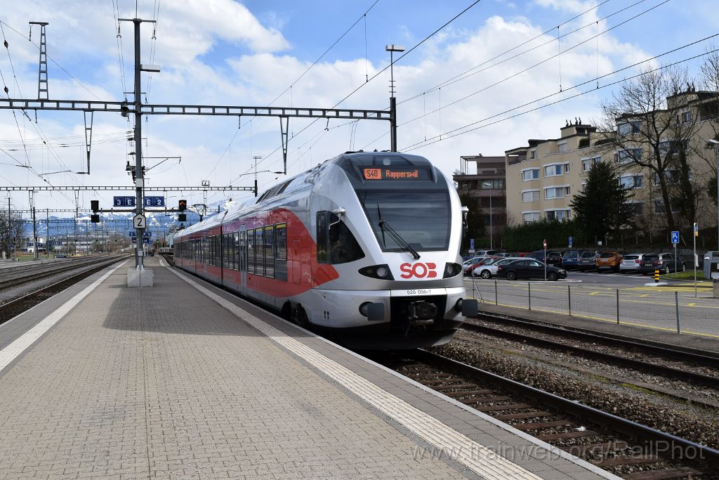 4393-0005-040317.jpg - SOB RABe 526.056-7 "Pizol" / Pfäffikon SZ 4.3.2017