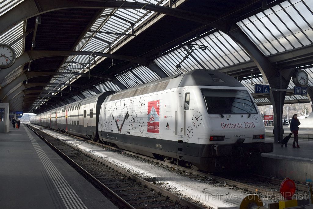 4393-0049-040317.jpg - SBB-CFF Re 460.044-1 "Zugerland" / Zürich HB 4.3.2017