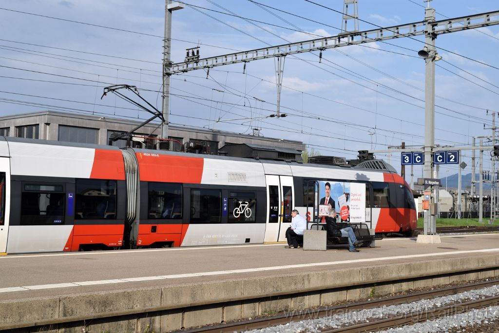 4397-0030-010417.jpg - ÖBB 4024.003-8 "Klostertal" / St.Margrethen 1.4.2017