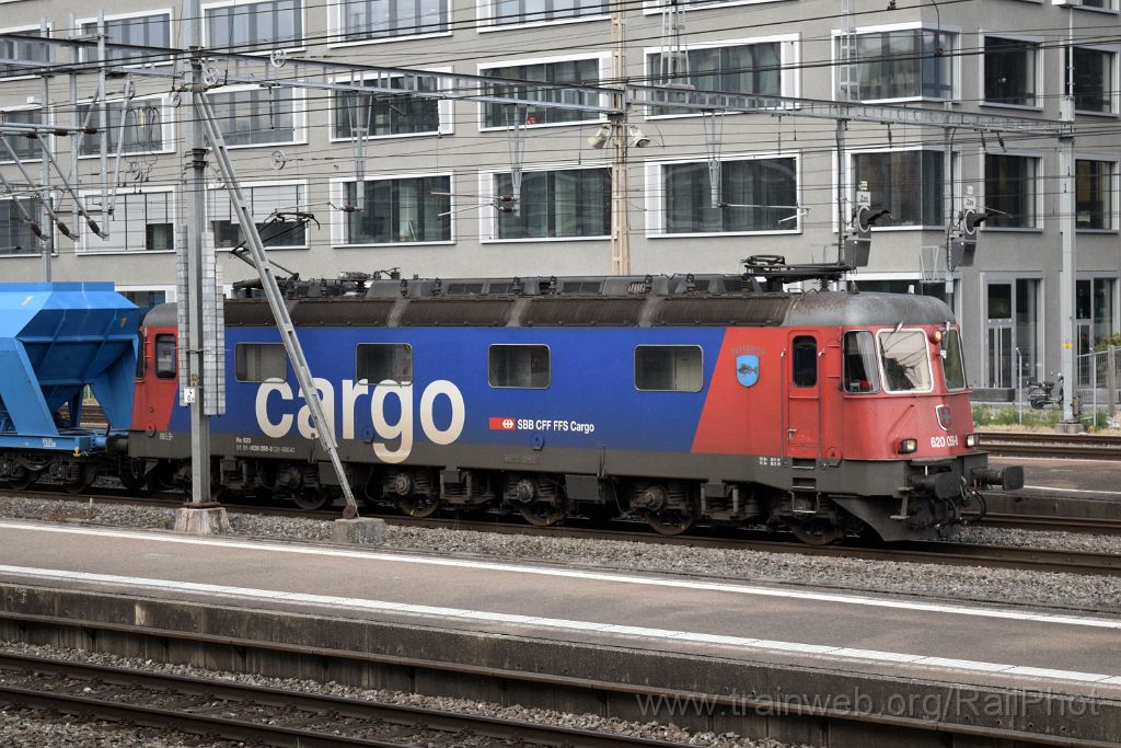 4401-0028-030417.jpg - SBB-CFF Re 620.058-8 "Auvernier" / Zürich-Altstetten 3.4.2017