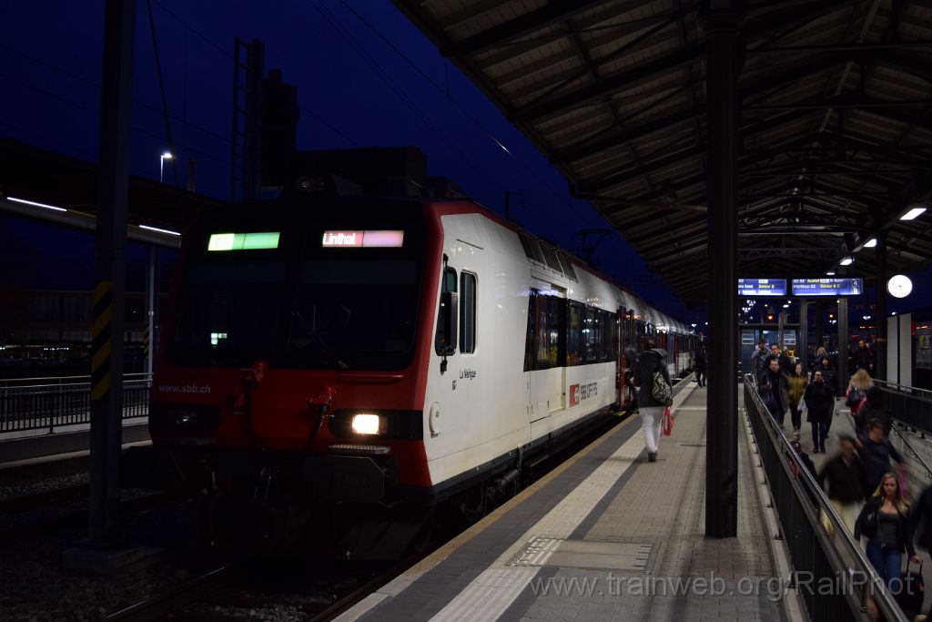 4411-0010-040417.jpg - SBB-CFF RBDe 560.265-1 "La Neirigue" / Rapperswil 4.4.2017