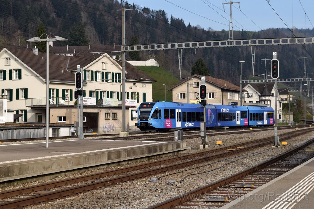 4418-0033-070417.jpg - Thurbo RABe 526.801-6 "Jobs.ch" / Wattwil 7.4.2017