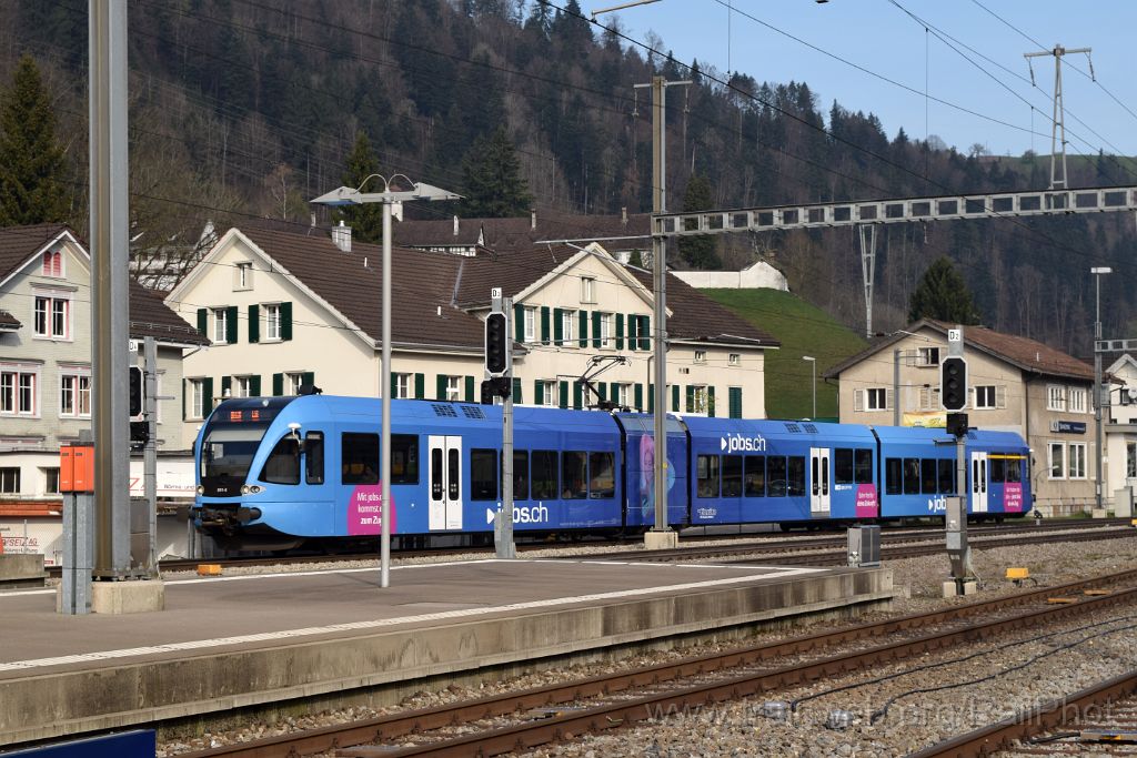 4418-0039-070417.jpg - Thurbo RABe 526.801-6 "Jobs.ch" / Wattwil 7.4.2017