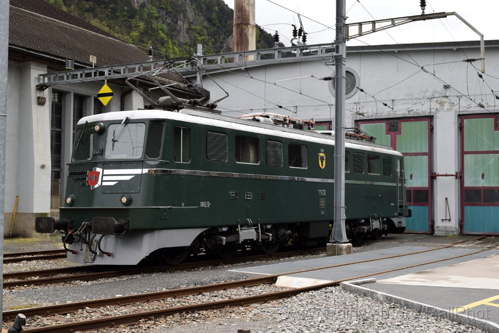 4421-0046-070517.jpg - SBB-CFF Ae 6/6 11402 "Uri" / Erstfeld 7.5.2017