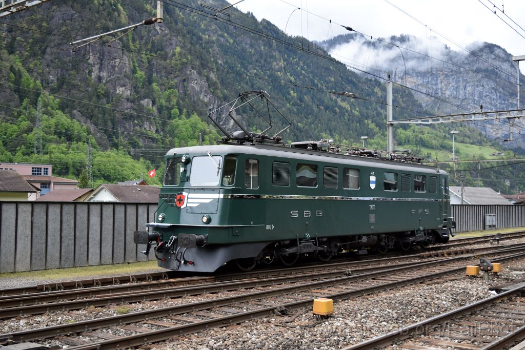 4424-0012-070517.jpg - SBB-CFF Ae 6/6 11411 "Zug" / Erstfeld 7.5.2017