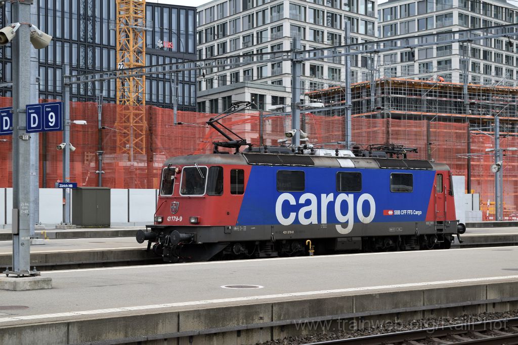 4430-0049-080517.jpg - SBB-CFF Re 421.379-9 / Zürich HB 8.5.2017