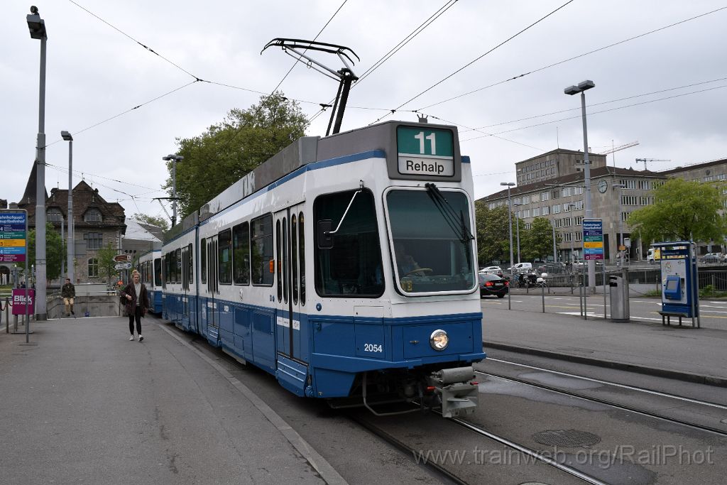 4431-0014-080517.jpg - VBZ Be 4/6" 2054 / Bahnhofquai/HB 8.5.2017
