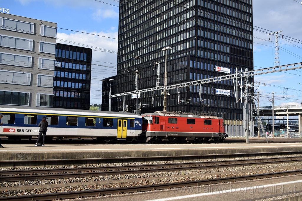 4432-0017-090517.jpg - SBB-CFF Re 4/4" 11126 / Zürich-Altstetten 9.5.2017