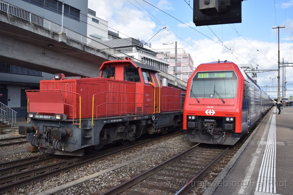 4503-0024-070617.jpg - SBB-CFF Am 841.002-9 + Re 450.097-1 "Maur" / Zürich-Altstetten 7.6.2017