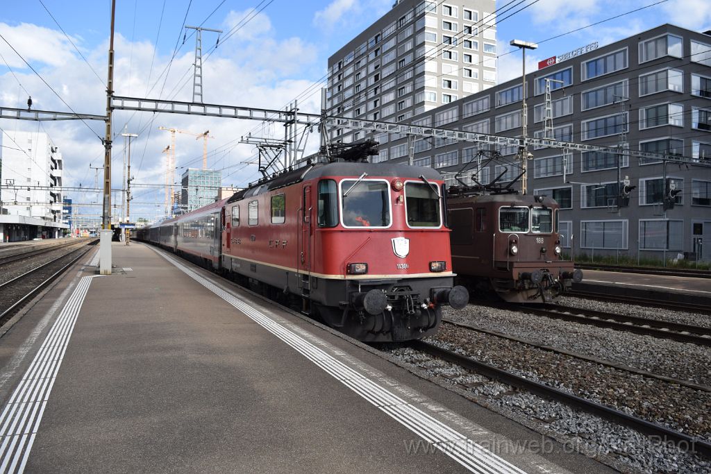 4504-0008-070617.jpg - BLS Re 4/4 188 "Naters" + SBB-CFF Re 4/4" 11300 / Zürich-Altstetten 7.6.2017