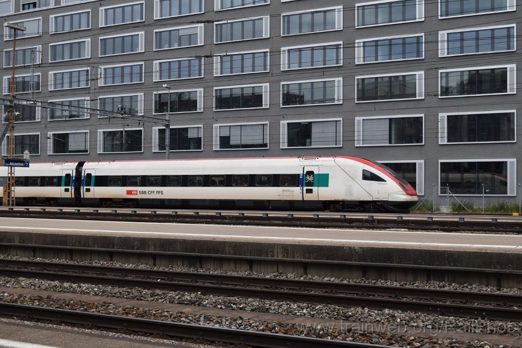 4515-0045-090617.jpg - SBB-CFF ICN RABDe 500.040 "Graf Zeppelin" / Zürich-Altstetten 9.6.2017