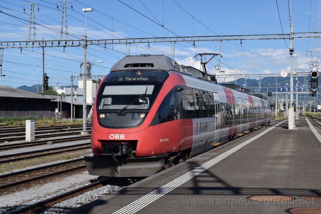 4520-0005-260617.jpg - ÖBB 4024.098-8 / St.Margrethen 26.6.2017