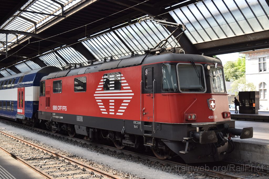 4523-0015-270617.jpg - SBB-CFF Re 420.228-9 / Zürich HB 27.6.2017