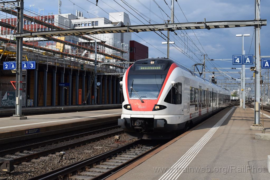 4526-0048-270617.jpg - SBB-CFF RABe 523.032 / Aarau 27.6.2017