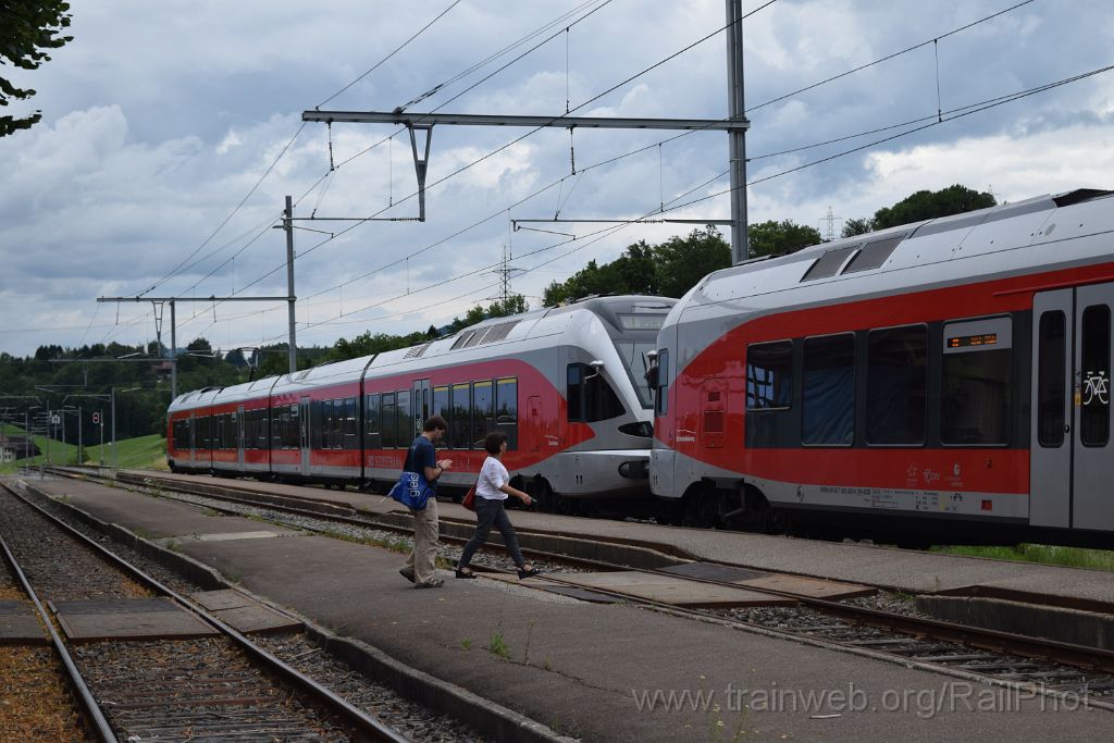 4530-0029-280617.jpg - SOB RABe 526.043-5 "Churfirsten" / Kaltbrunn 28.6.2017