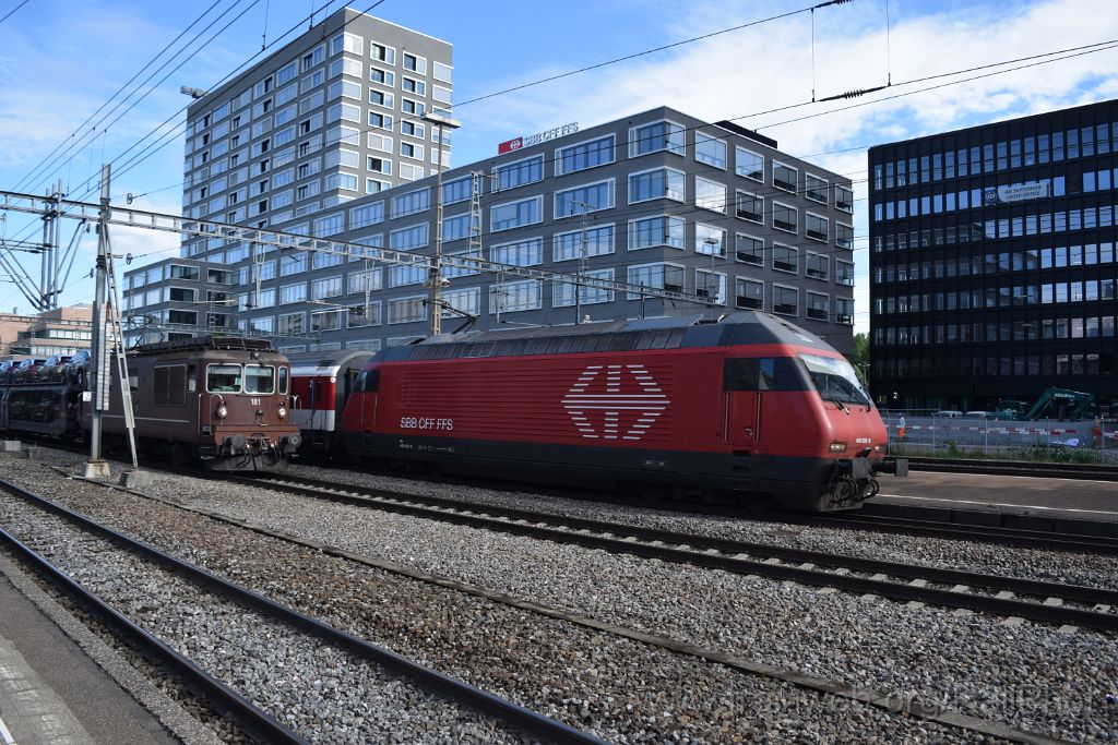 4530-0044-290617.jpg - BLS Re 4/4 181 "Interlaken" + SBB-CFF Re 460.026-8 "Fricktal" / Zürich-Altstetten 29.6.2017