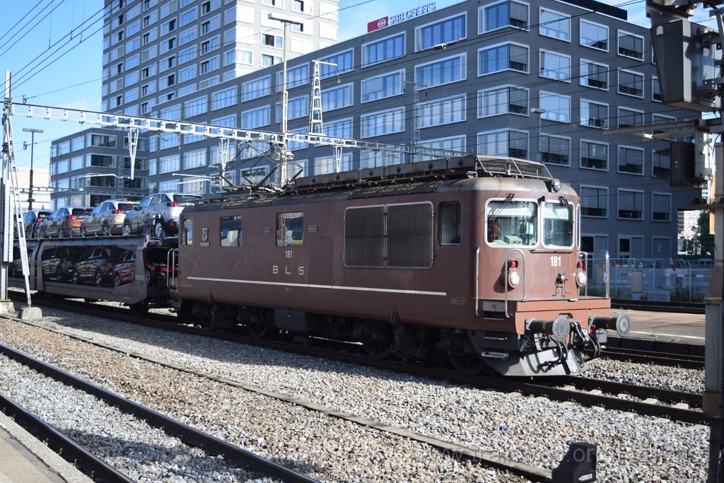4532-0019-290617.jpg - BLS Re 4/4 181 "Interlaken" / Zürich-Altstetten 29.6.2017