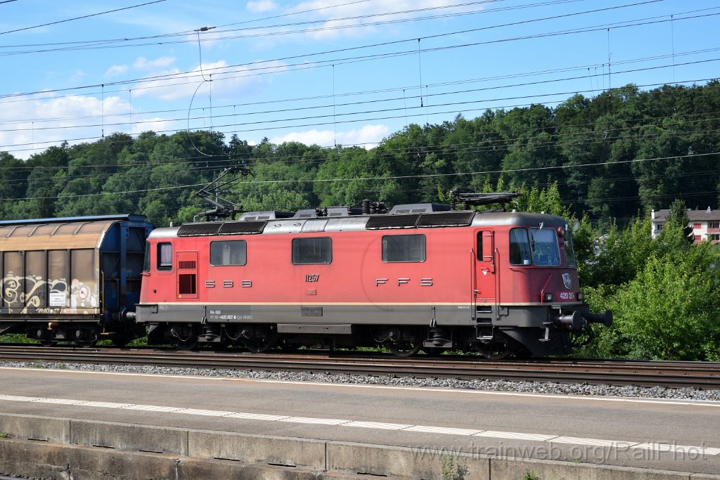 4541-0002-170717.jpg - SBB-CFF Re 4/4" 11257 / Killwangen-Spreitenbach 17.7.2017