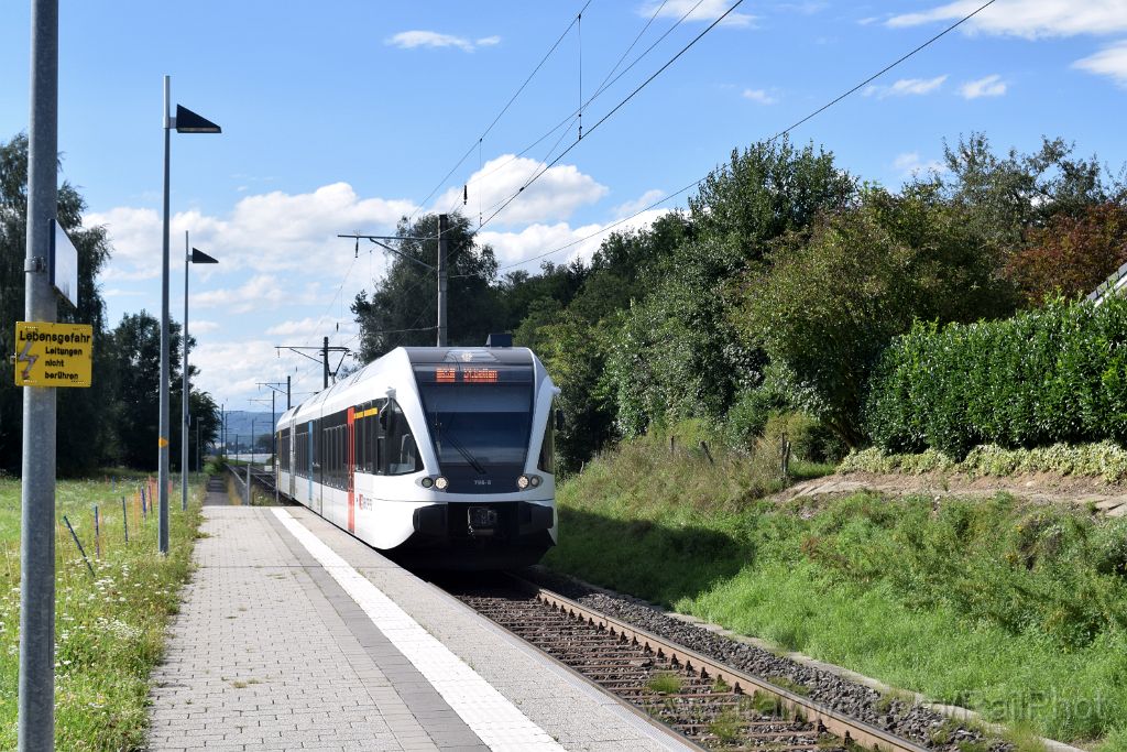 4588-0017-050817.jpg - Thurbo RABe 526.796-8 / Schlattingen 5.8.2017