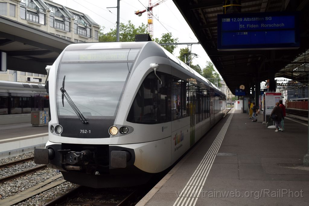 4589-0031-060817.jpg - Thurbo RABe 526.752-1 "Steckborn" / St.Gallen HB 6.8.2017