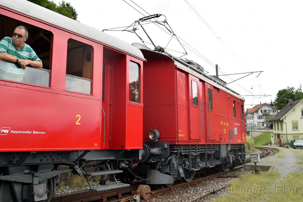 4592-0017-060817.jpg - RHB DZeh 2/4 22 / Wienacht-Tobel 6.8.2017