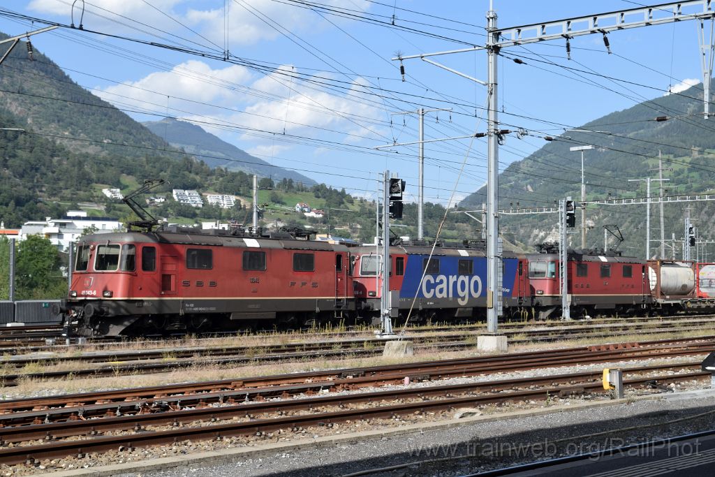 4616-0021-290817.jpg - SBB-CFF Re 4/4" 11343 + Re 421.386-4 + Re 4/4" 11337 / Brig 29.8.2017