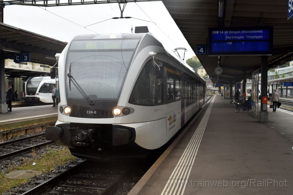 4621-0044-310817.jpg - Thurbo RABe 526.724-0 "Conny-Land" / Schaffhausen 31.8.2017