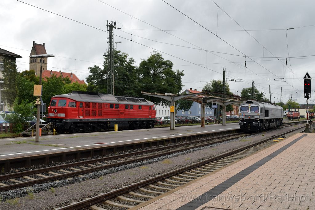 4629-0010-310817.jpg - DBAG 232.209-7 + RHC DE 62 / Singen (Htw) 31.8.2017