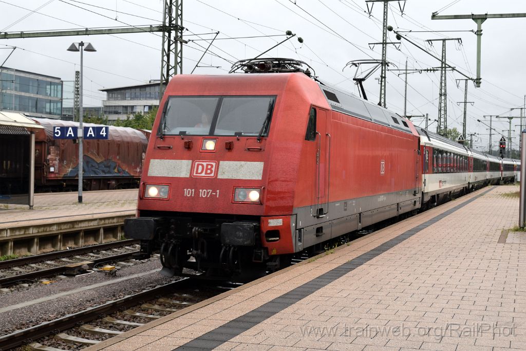 4630-0028-310817.jpg - DBAG 101.107-1 / Singen (Htw) 31.8.2017