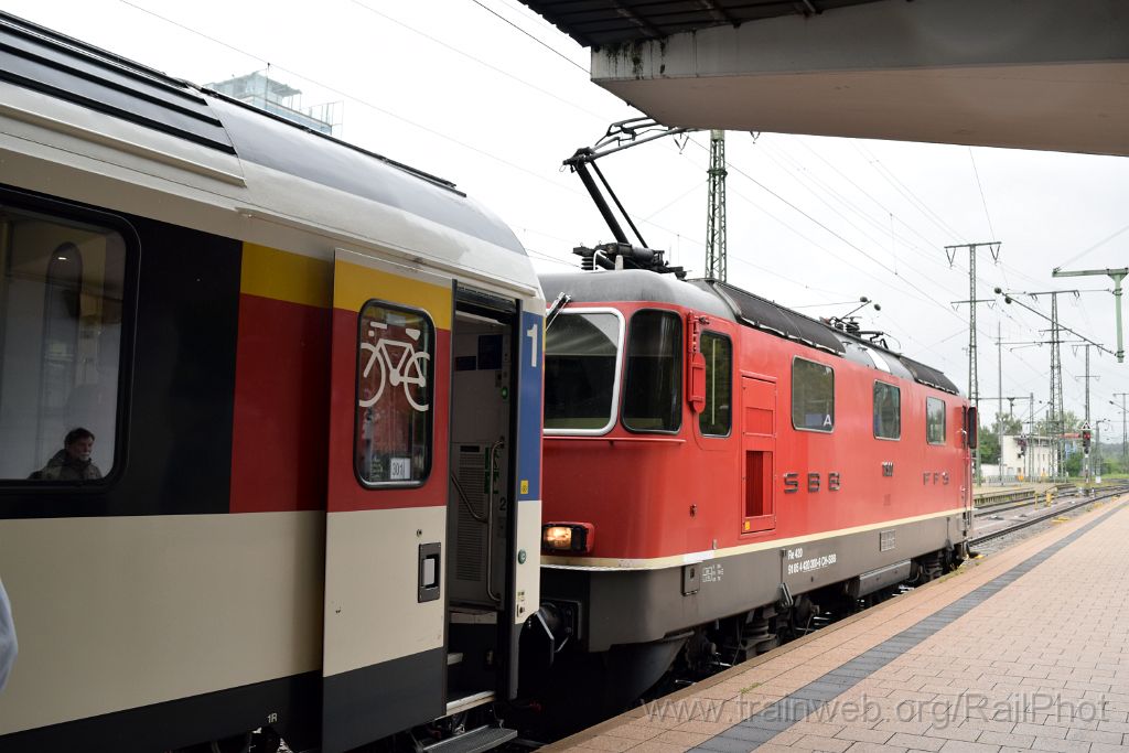 4631-0017-310817.jpg - SBB-CFF Re 4/4" 11300 / Singen (Htw) 31.8.2017
