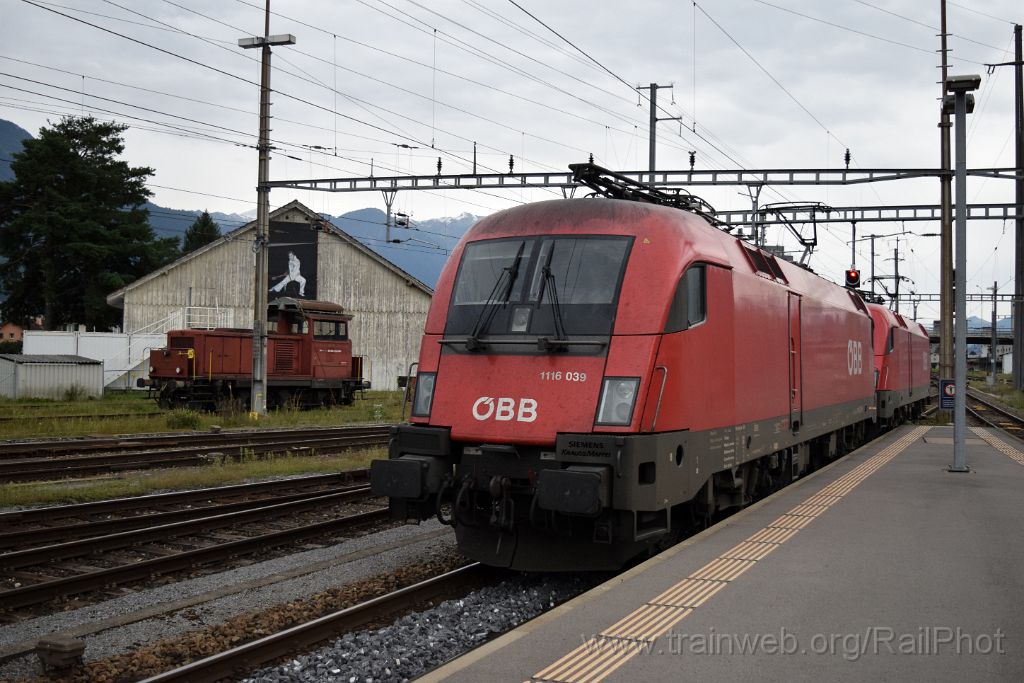 4643-0003-040917.jpg - ÖBB 1116.129 + 1116.039 + SBB-CFF Em 3/3 18838 / Buchs SG 4.9.2017