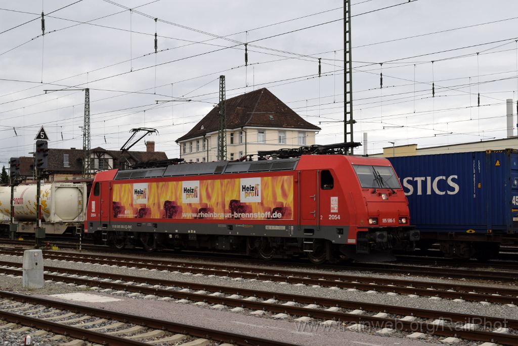 4653-0049-070917.jpg - HGK 185.586-5 "Rheinbraun Brennstoff" / Singen (Htw) 7.9.2017
