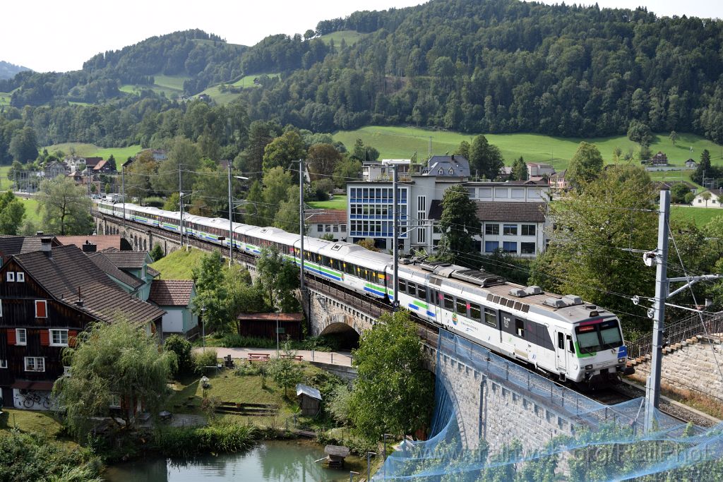 4661-0044-080917.jpg - SOB RBDe 561.084-5 / Lichtensteig 8.9.2017