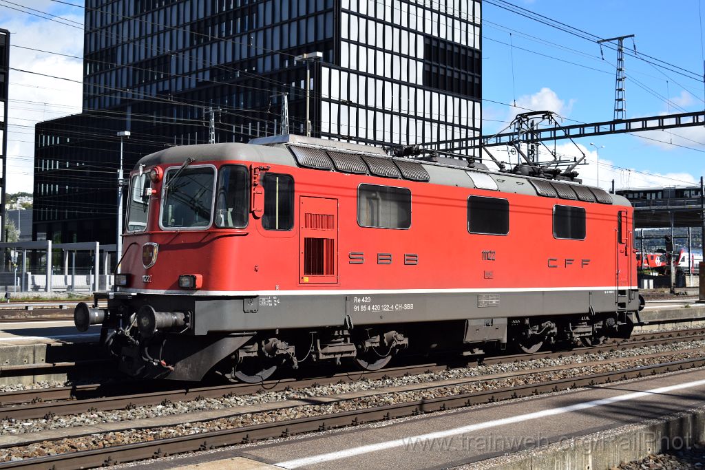 4664-0029-031017.jpg - SBB-CFF Re 4/4" 11122 / Zürich-Altstetten 3.10.2017