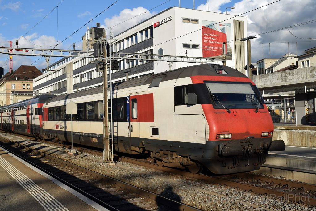 4673-0010-031017.jpg - SBB-CFF Bt (IC) 50 85 28-94 932-6 / St.Gallen HB 3.10.2017