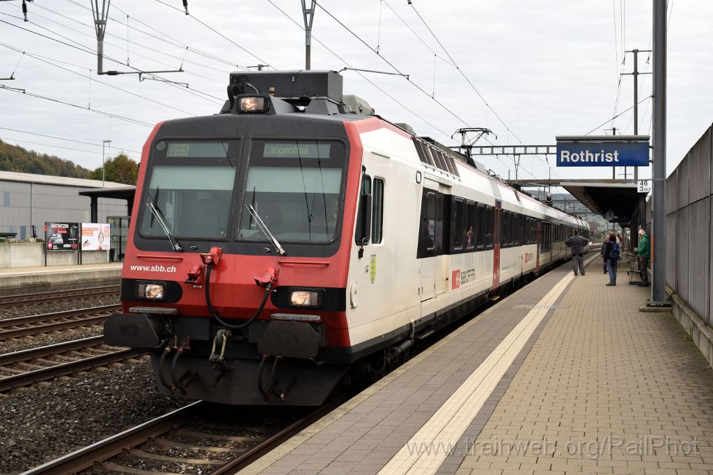 4679-0020-041017.jpg - SBB-CFF RBDe 560.285-9 "Glarus Nord" / Rothrist 4.10.2017