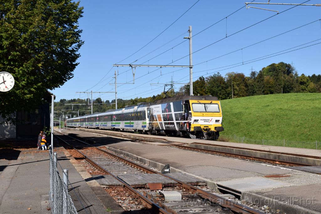 4690-0002-051017.jpg - SOB Re 456.093-4 "St.Gallen / Rhomberg Sersa" / Kaltbrunn 5.10.2017