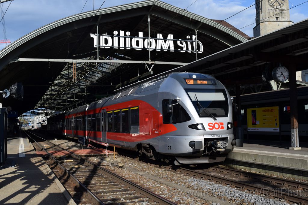 4704-0011-101017.jpg - SOB RABe 526.063-3 "Alpstein" / St.Gallen HB 10.10.2017