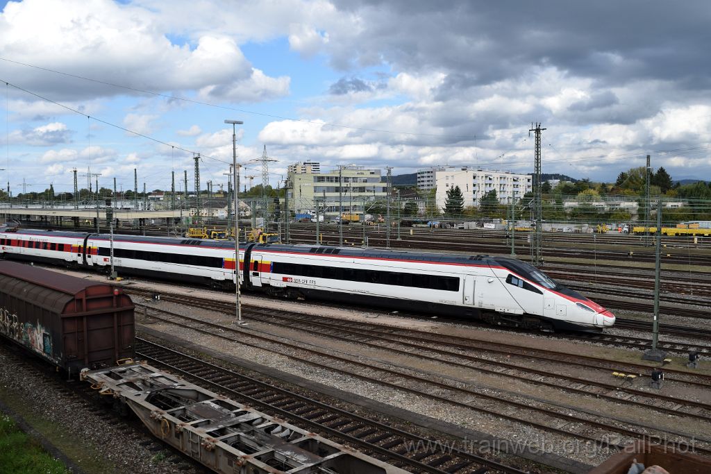 4707-0043-121017.jpg - SBB-CFF RABe 503.022 / Basel Badische Bahnhof 12.10.2017
