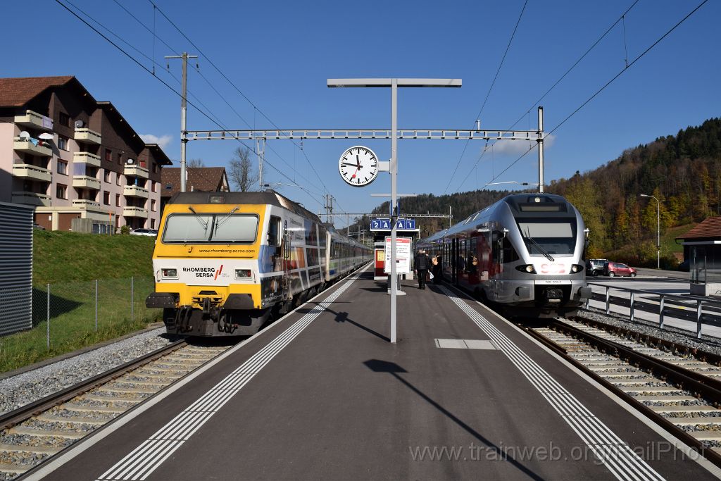 4754-0027-031117.jpg - SOB Re 456.093-4 "St.Gallen" + RABe 526.059-1 "St.Anton" / Brunnadern- Neckertal 3.11.2017