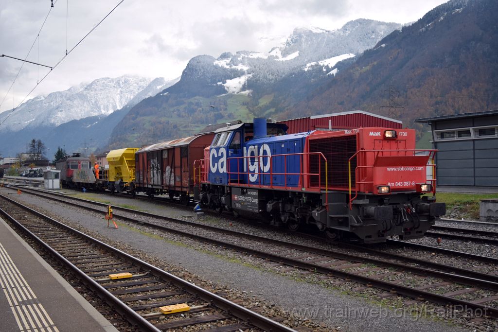 4763-0045-071117.jpg - SBB-CFF Am 843.087-8 + Re 620.032-3 "Däniken" / Altdorf 7.11.2017