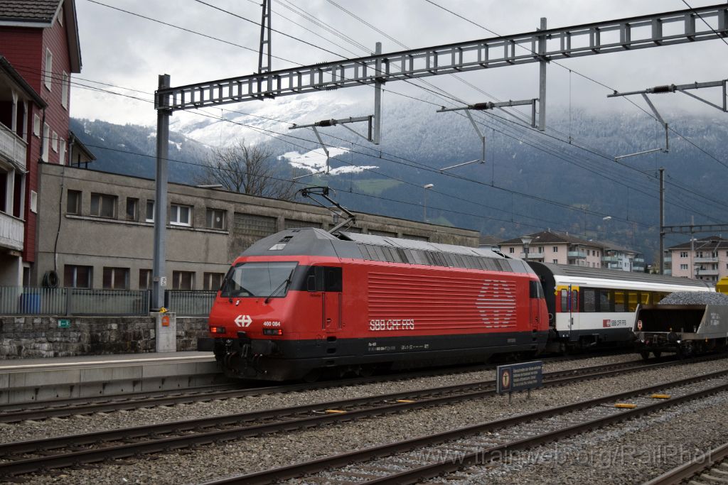 4764-0020-071117.jpg - SBB-CFF Re 460.084 "Helvetia" / Altdorf 7.11.2017