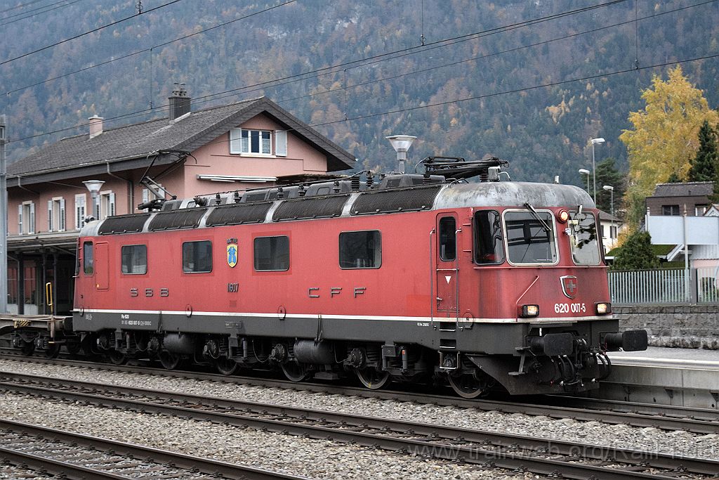 4768-0017-071117.jpg - SBB-CFF Re 6/6 11607 "Wattwil" / Altdorf 7.11.2017